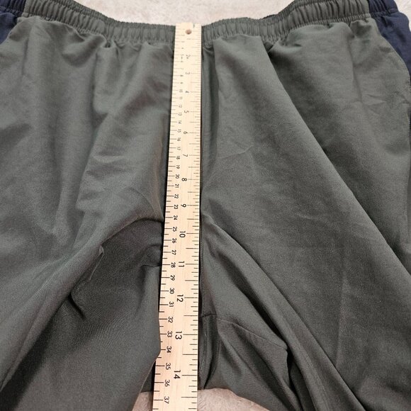 Under Armour heatgear Shorts Loose Fit Green Black Back Zipped Pocket Mens Sz XL - Picture 6 of 14